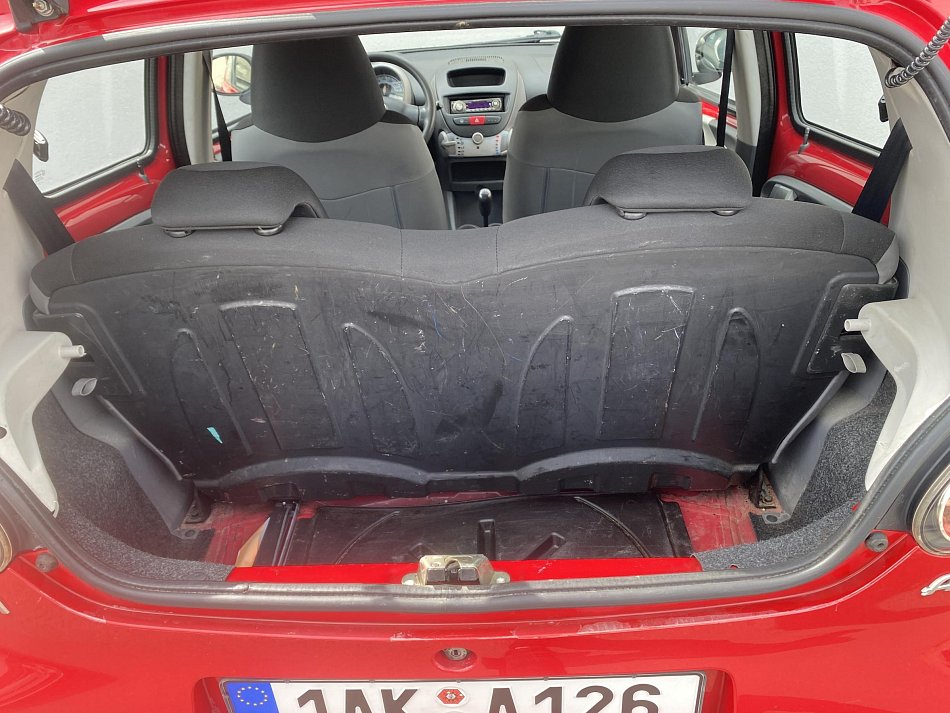 Toyota Aygo 1.0i 