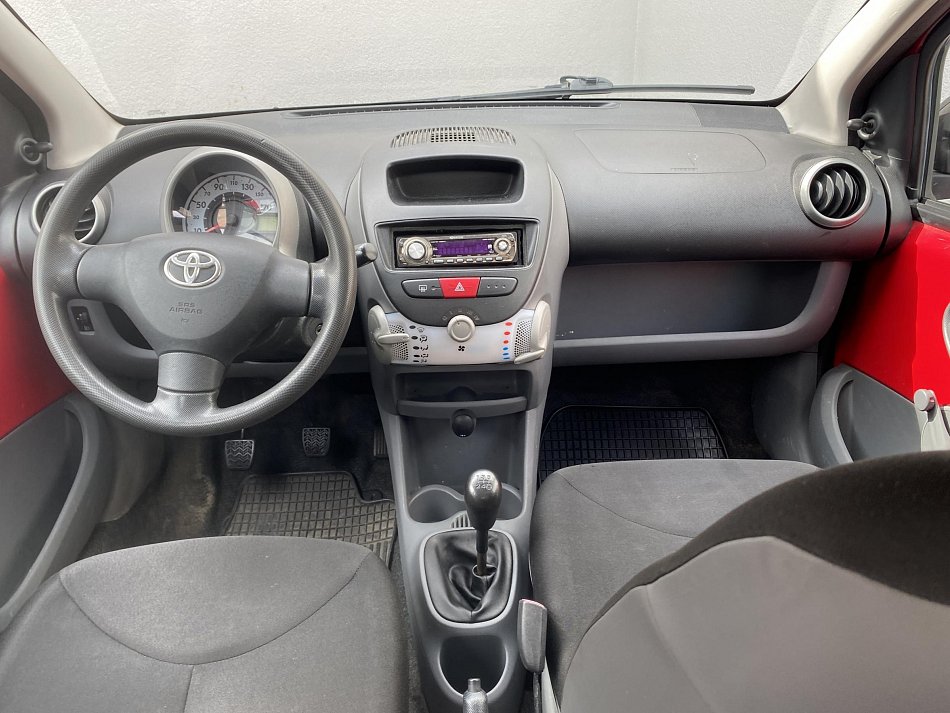 Toyota Aygo 1.0i 