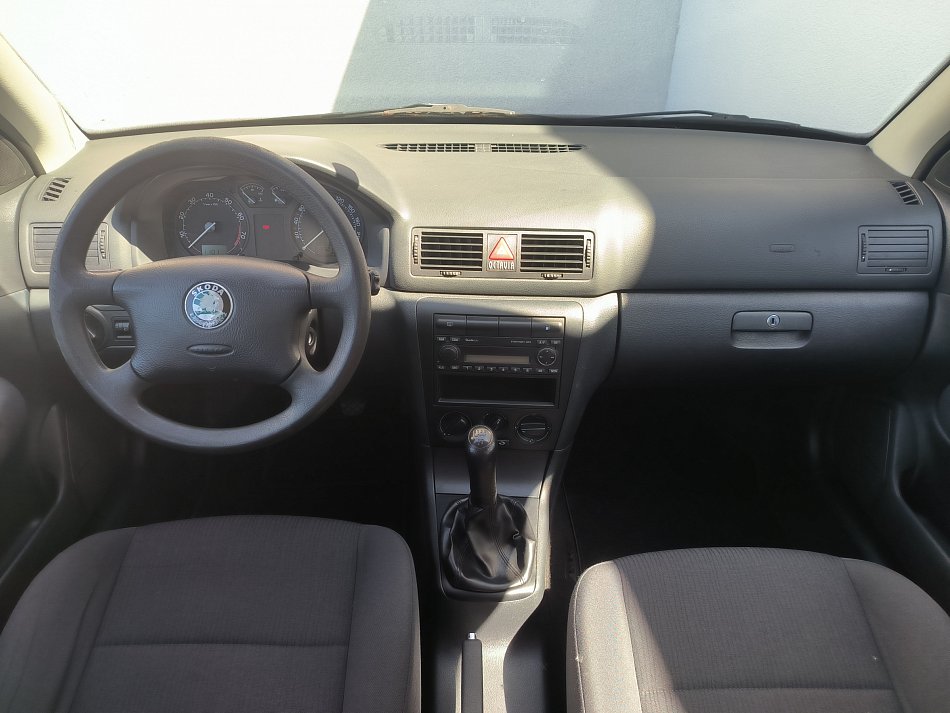 Škoda Octavia 1.6i 