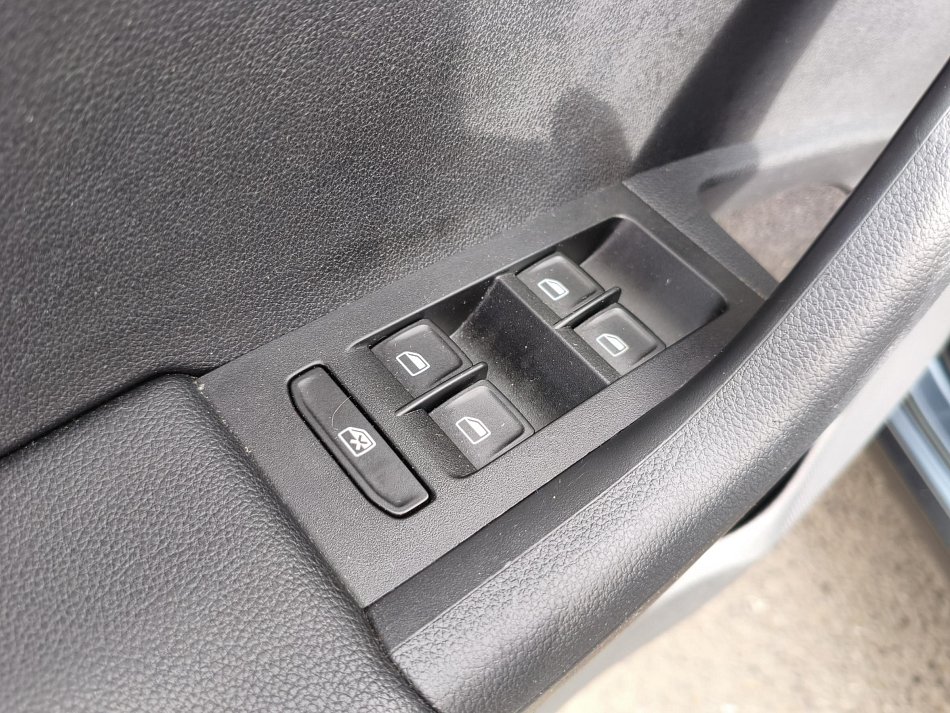 Škoda Octavia III 2.0 TDi Scout