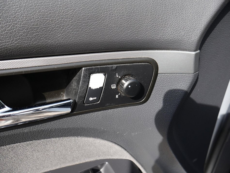 Volkswagen Touran 2.0i 