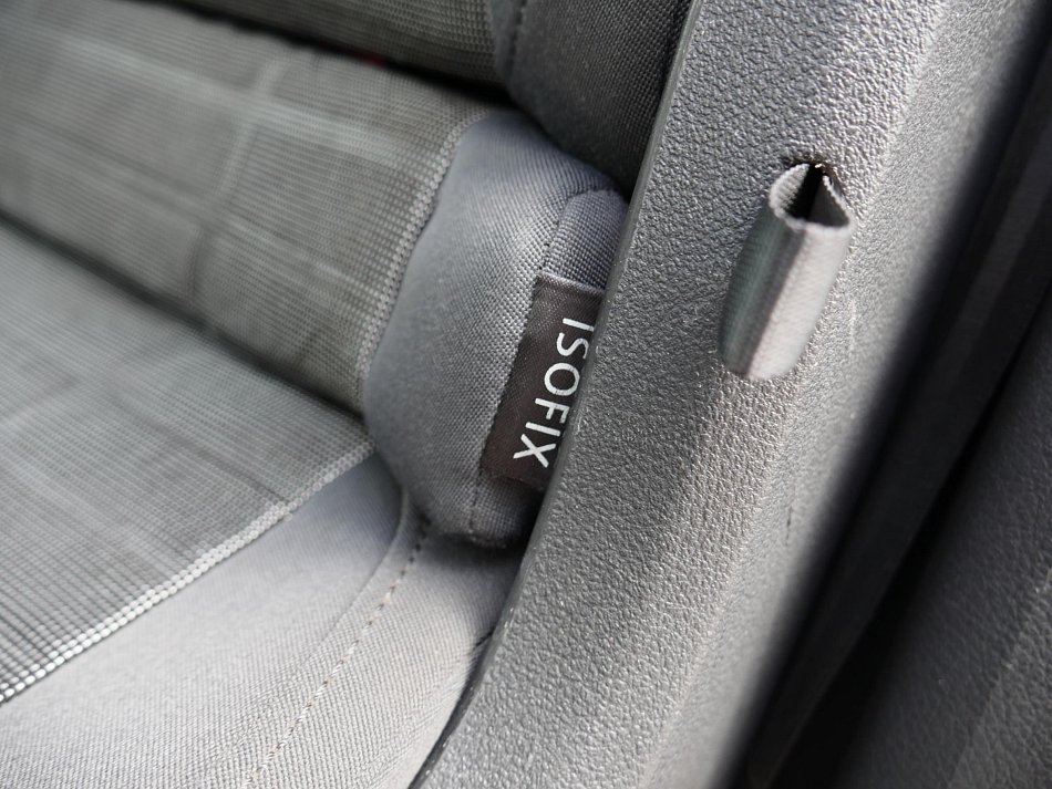 Volkswagen Touran 2.0i 
