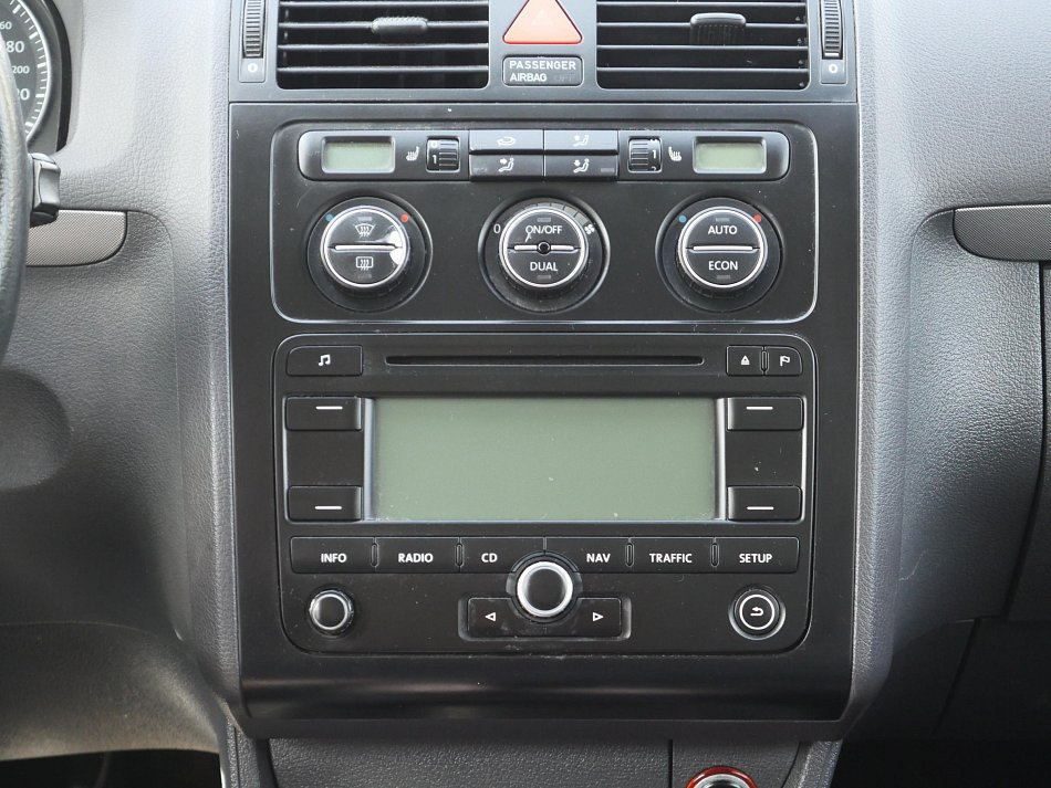 Volkswagen Touran 2.0i 
