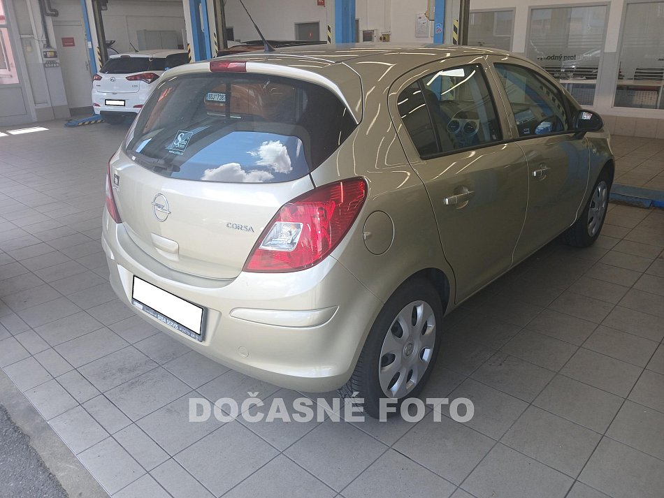 Opel Corsa 1.2i 