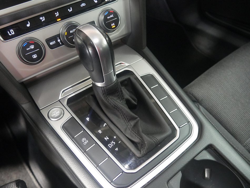 Volkswagen Passat 2.0 TDi 