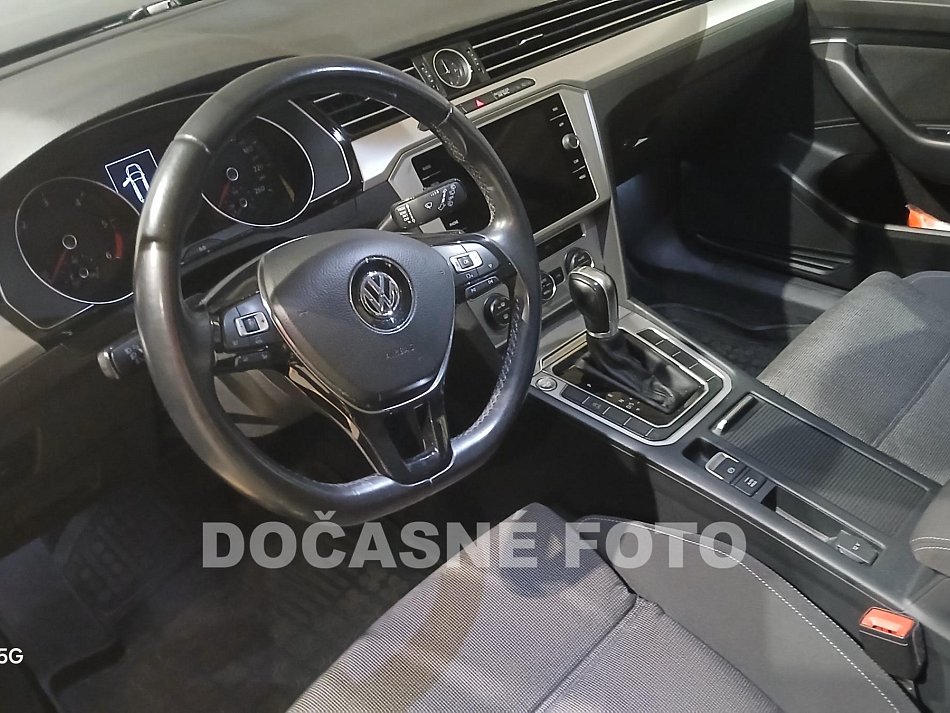 Volkswagen Passat 2.0 TDi 