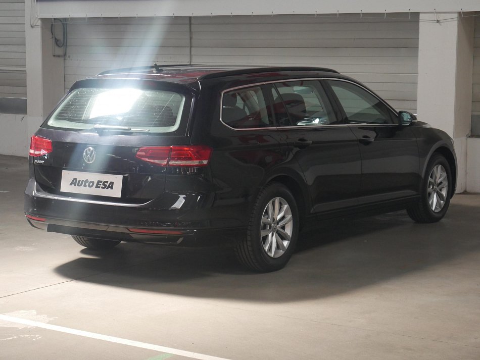 Volkswagen Passat 2.0 TDi 