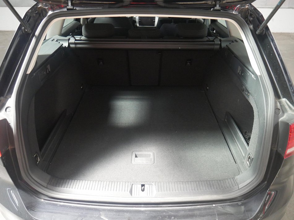 Volkswagen Passat 2.0 TDi 