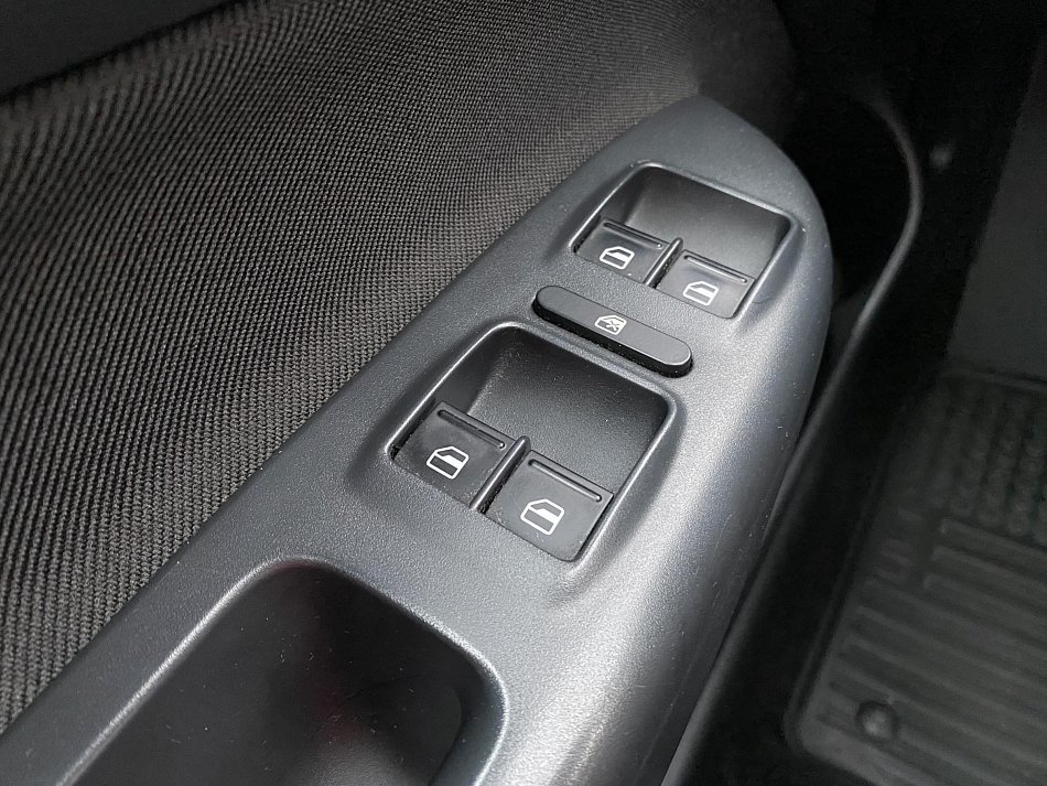 Škoda Octavia II 1.6 TDi Ambition