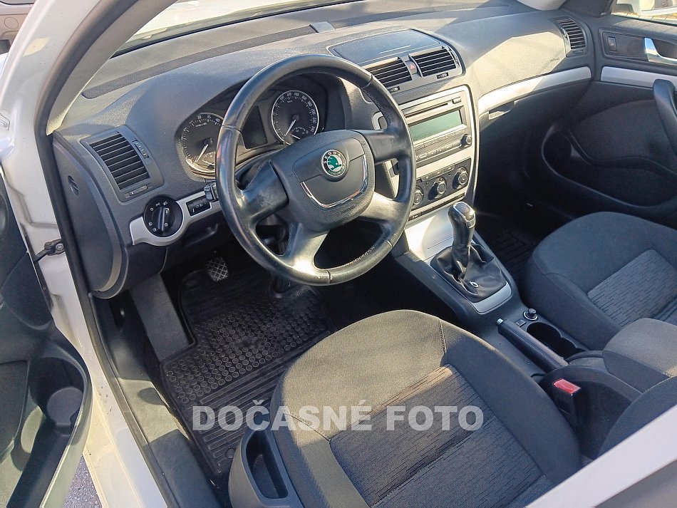 Škoda Octavia II 1.6 TDi Ambition