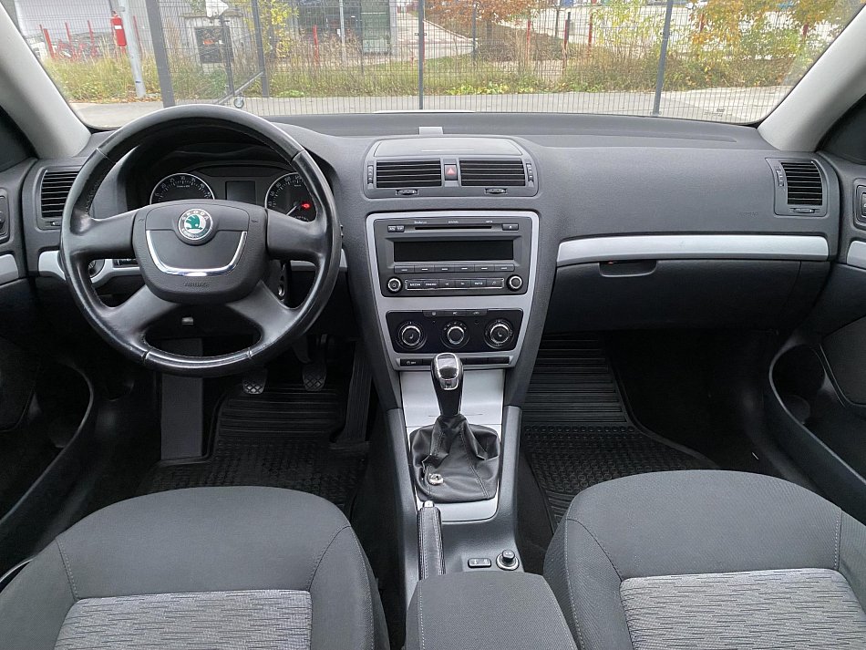 Škoda Octavia II 1.6 TDi Ambition