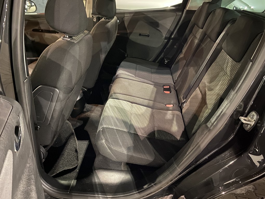 Peugeot 207 1.6 i 
