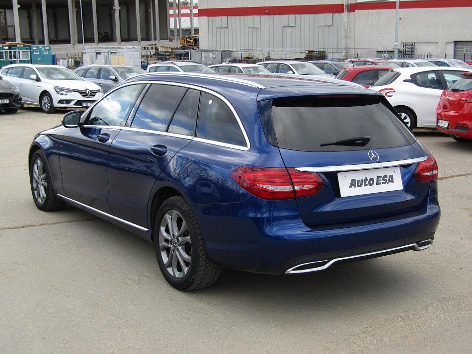 Mercedes-Benz Třída C 2.2CDi  C 220