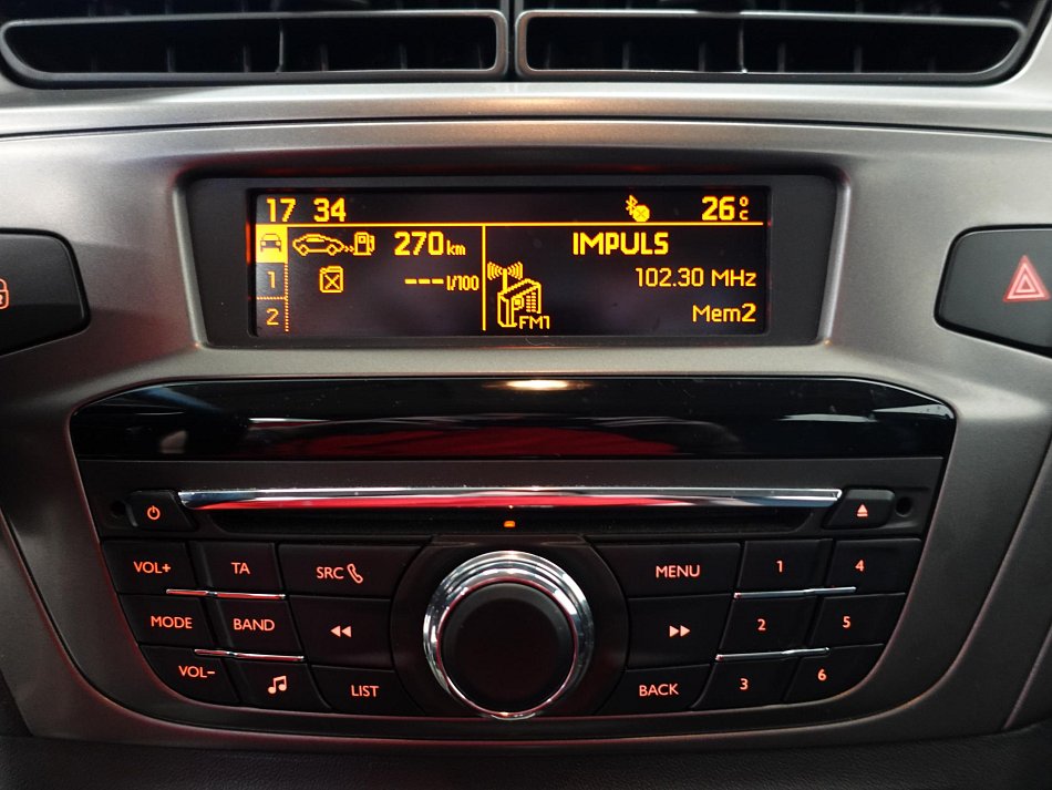 Peugeot 301 1.2i 