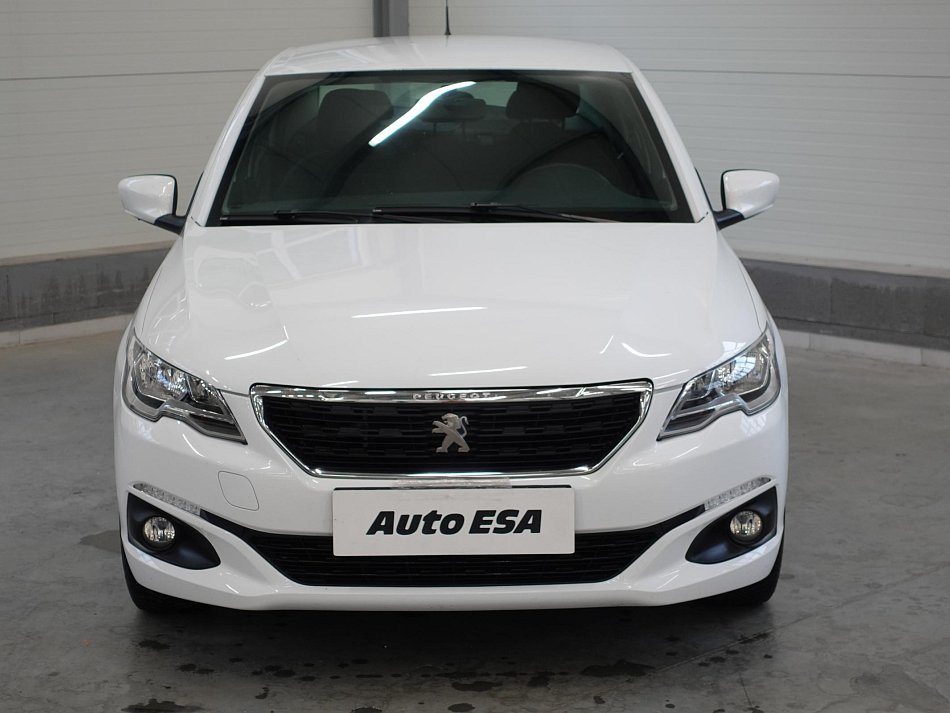 Peugeot 301 1.2i 