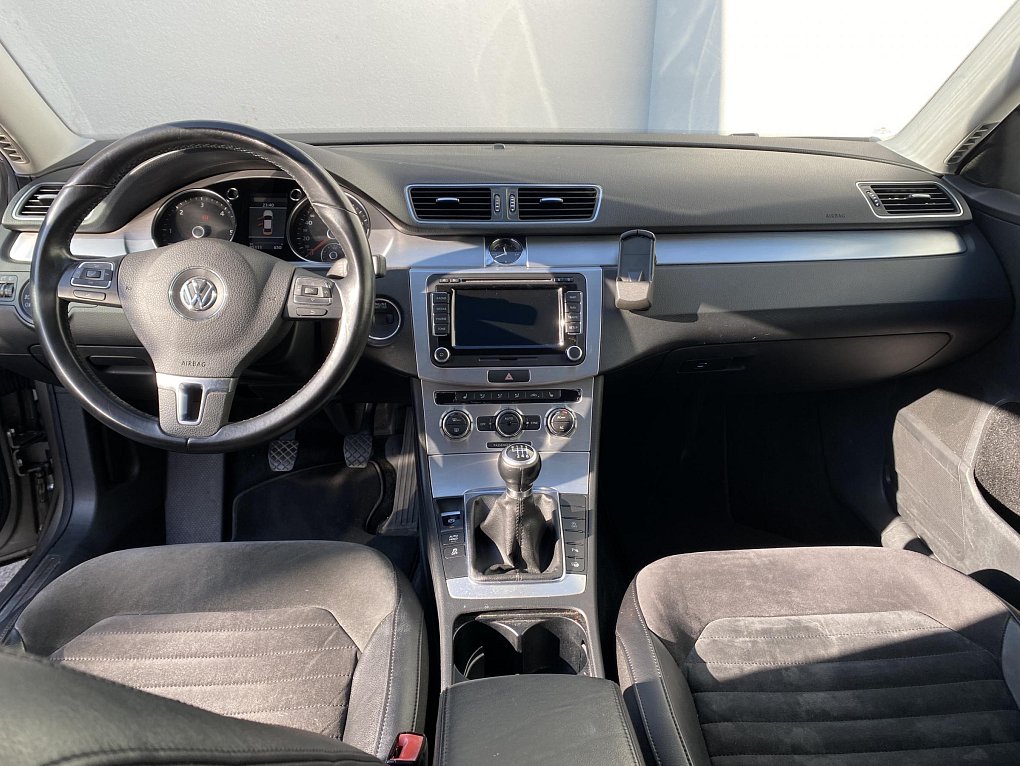 Volkswagen Passat 2.0 TDi Highline