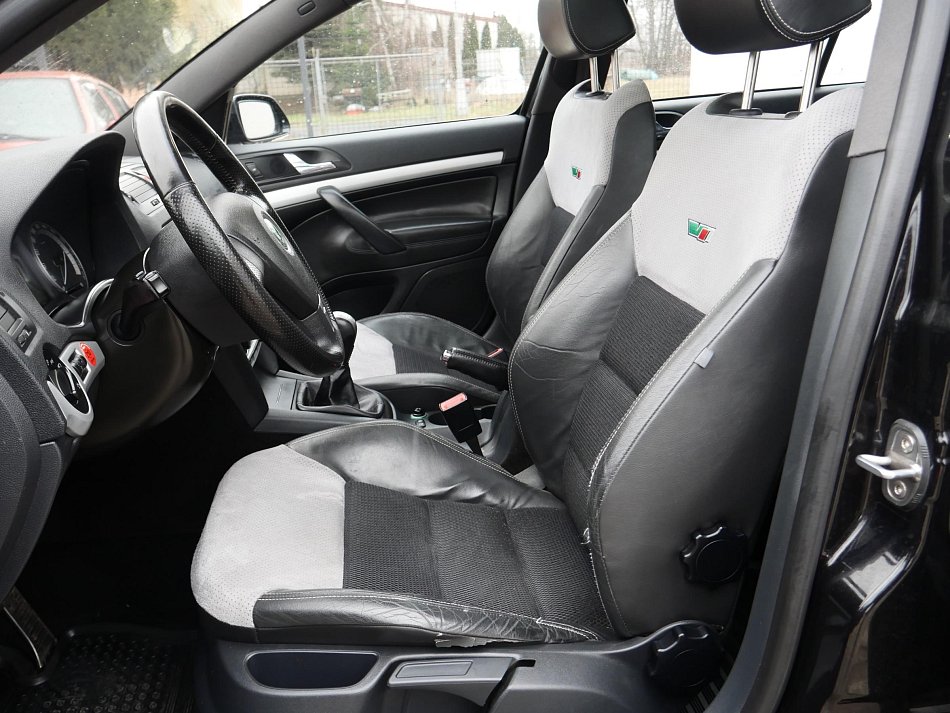 Škoda Octavia 2.0TFSi RS