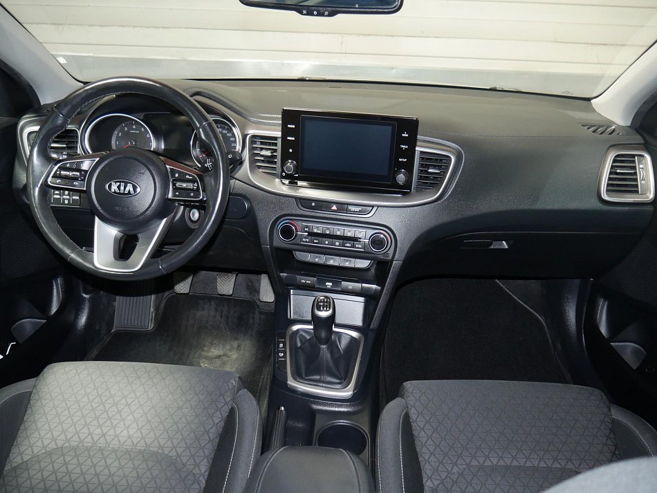 Kia Ceed 1.5 T-GDi Exclusive