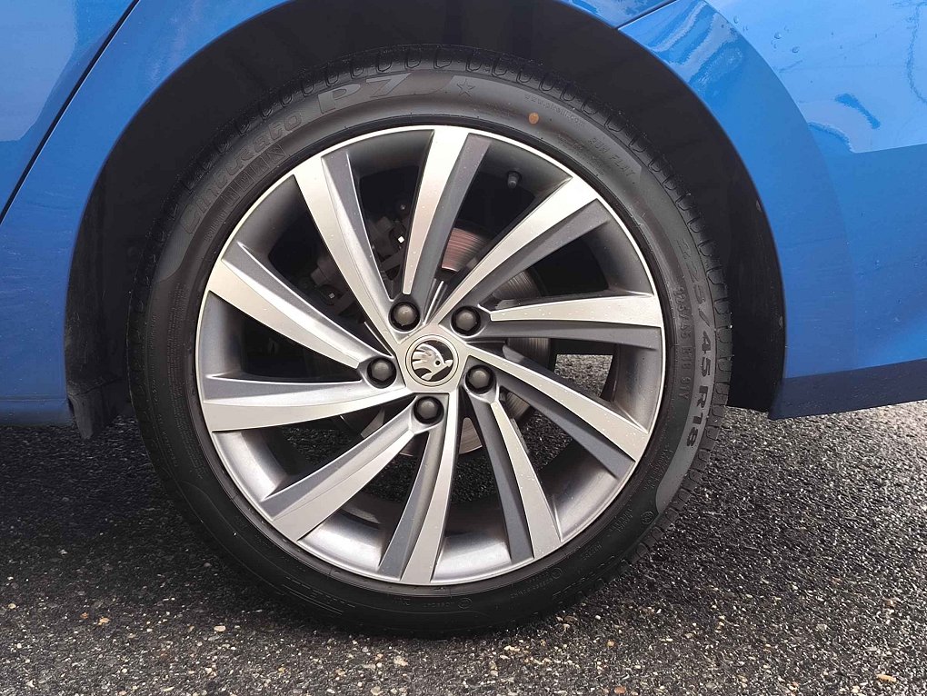 Škoda Octavia IV 2.0 TDI Style