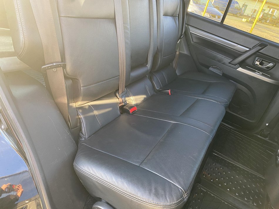 Mitsubishi Pajero 3.2Di-D Instyle 4X4