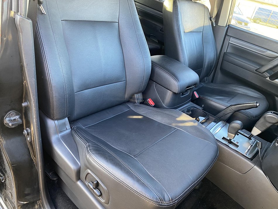 Mitsubishi Pajero 3.2Di-D Instyle 4X4
