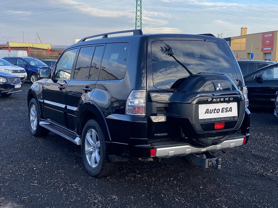 Mitsubishi Pajero 3.2Di-D Instyle 4X4