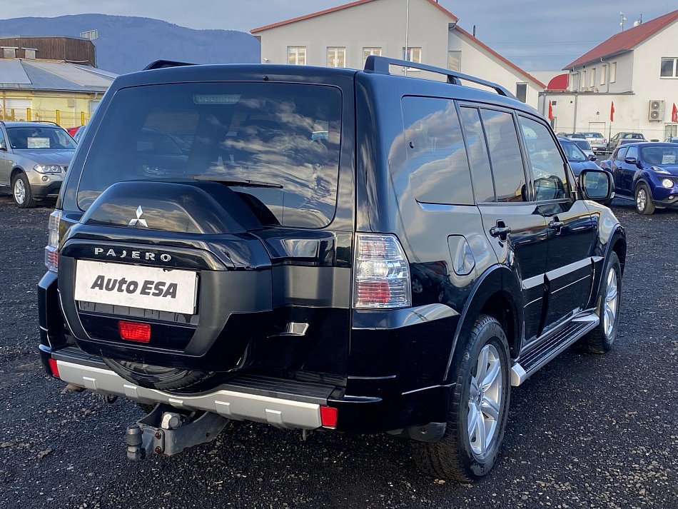 Mitsubishi Pajero 3.2Di-D Instyle 4X4