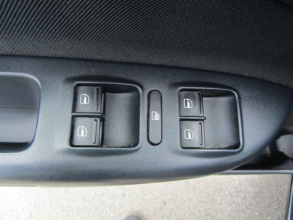 Škoda Octavia II 1.6TDi Ambition
