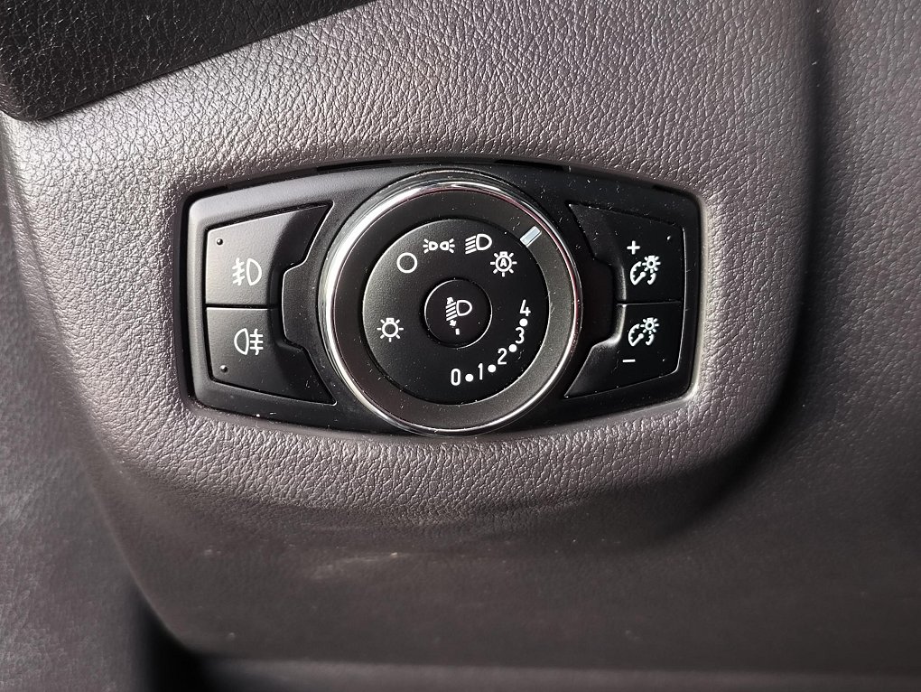 Ford Tourneo Connect 1.6TDCi Titanium MAXi 7míst