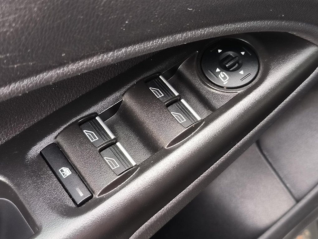 Ford Tourneo Connect 1.6TDCi Titanium MAXi 7míst