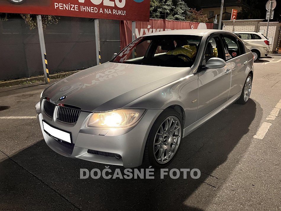 BMW Řada 3 3.0 i 
