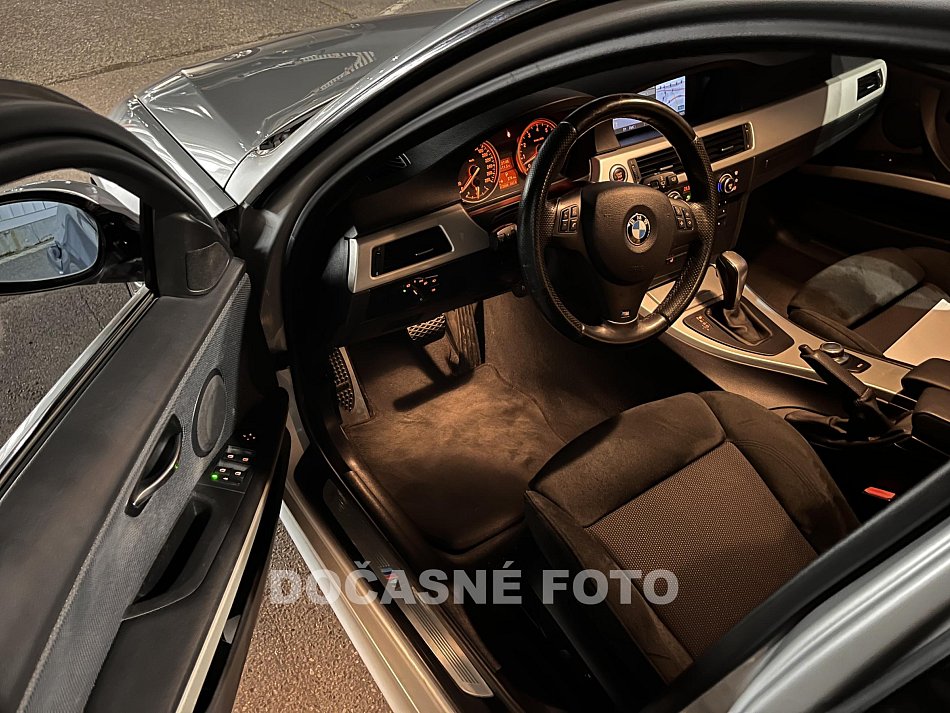 BMW Řada 3 3.0 i 