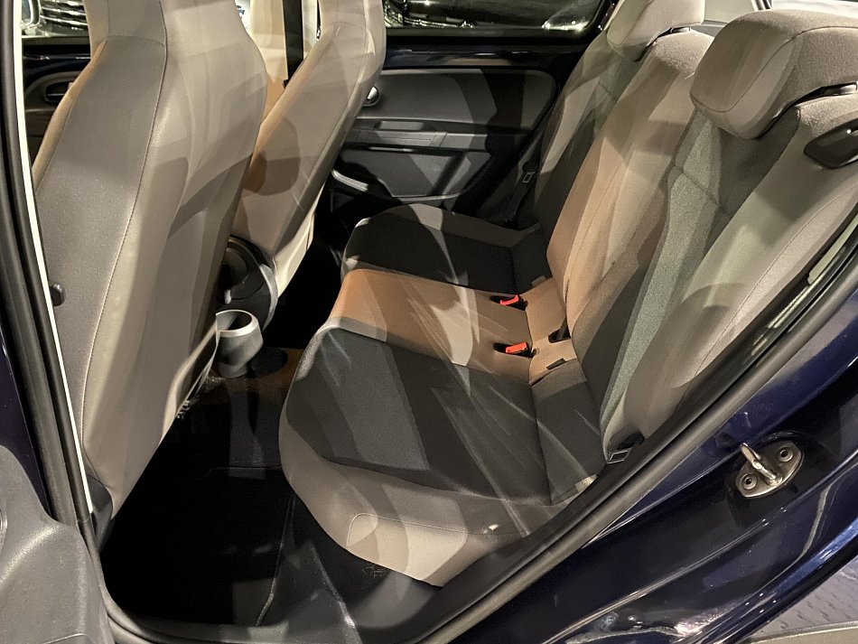 Volkswagen Up! 1.0 MPi CROSS