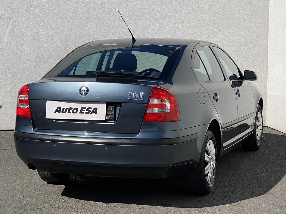 Škoda Octavia II 1.6 MPi Ambiente