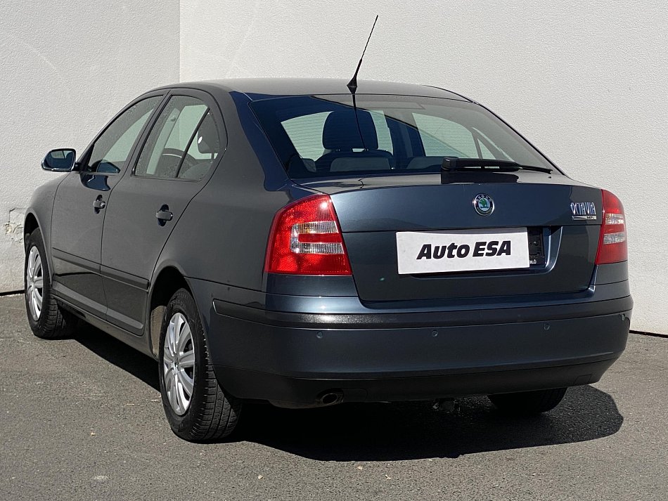 Škoda Octavia II 1.6 MPi Ambiente