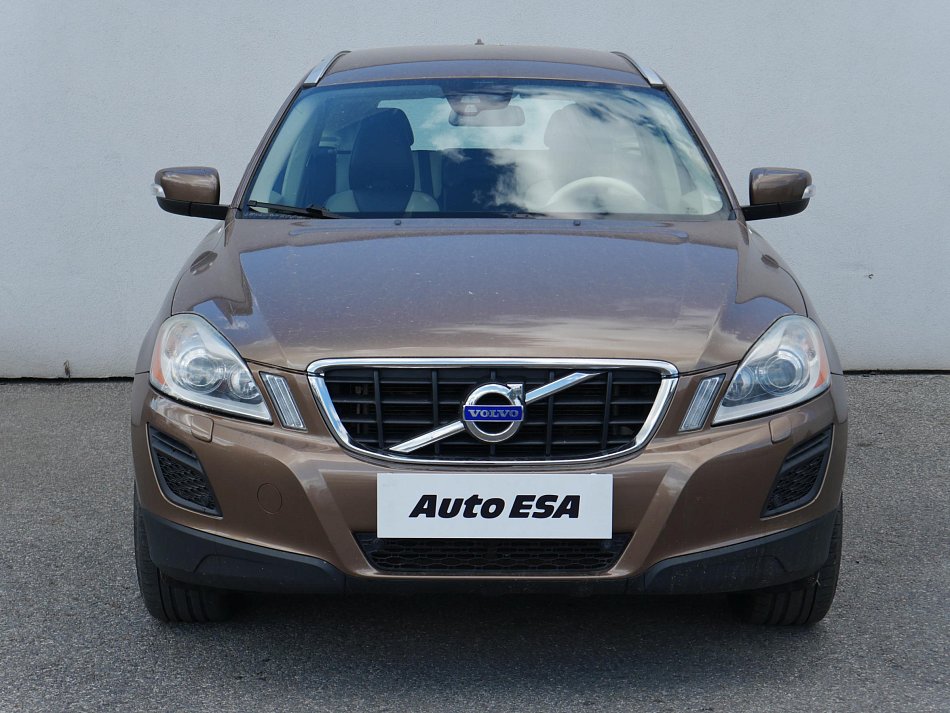 Volvo XC60 2.4 D3 Summum AWD