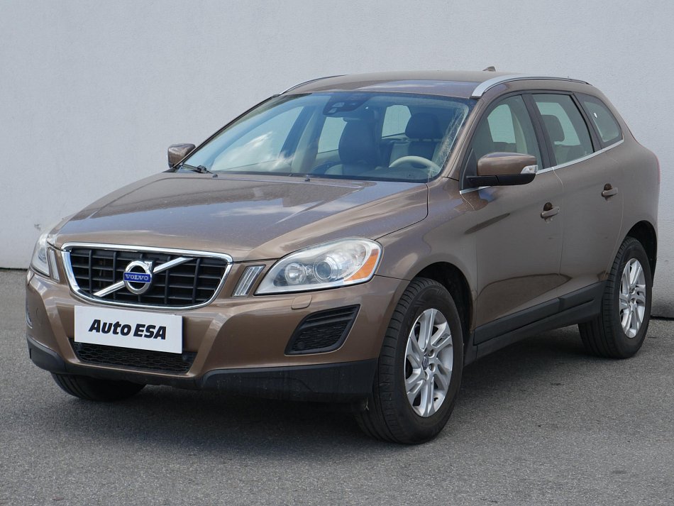 Volvo XC60 2.4 D3 Summum AWD