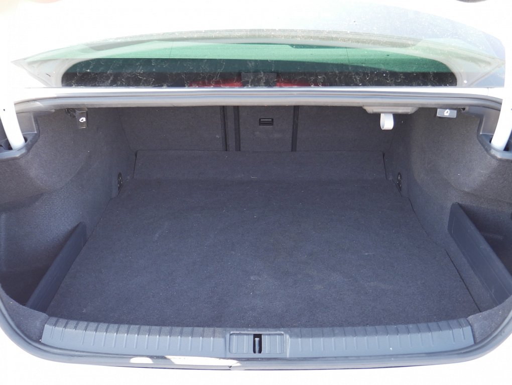 Volkswagen Passat 2.0 TDi R-Line
