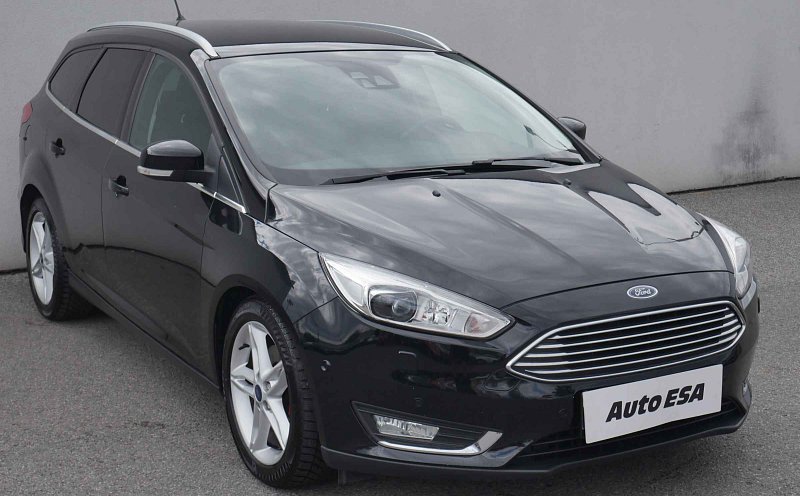 Ford Focus 1.5EB Titanium