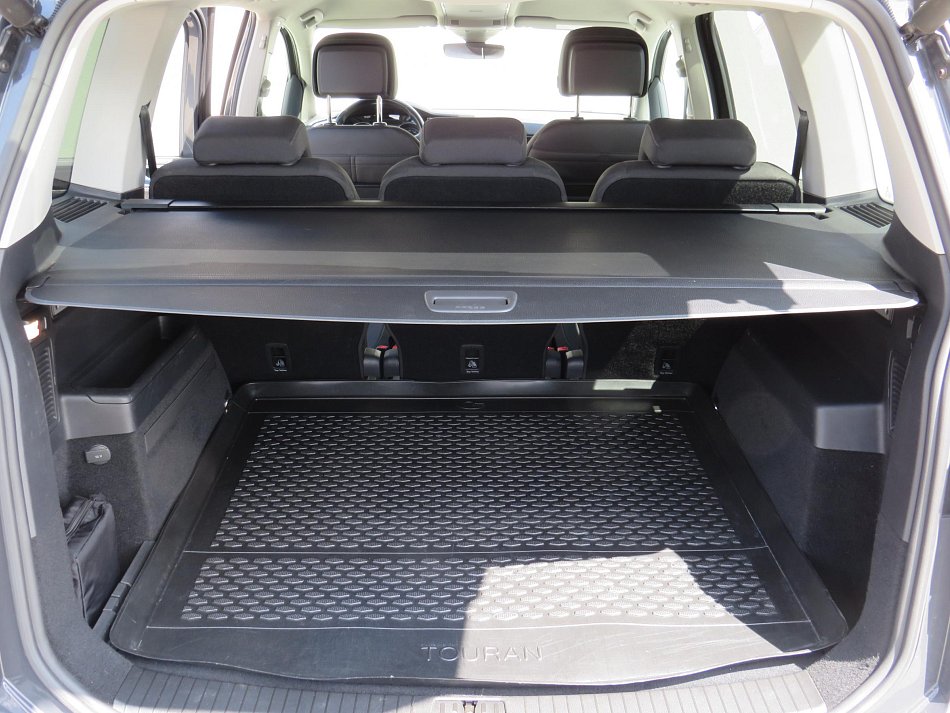 Volkswagen Touran 2.0TDi 
