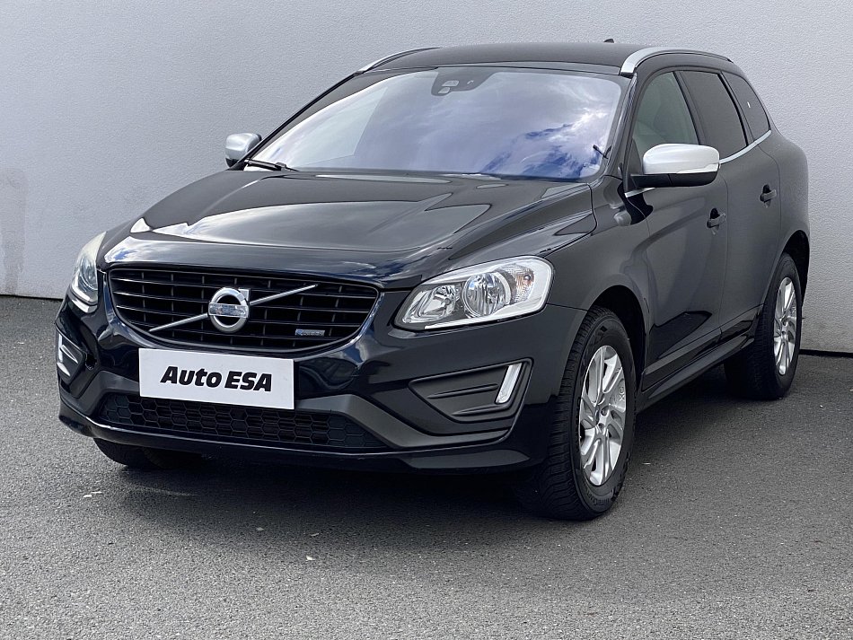 Volvo XC60 2.4 D4 R-design AWD