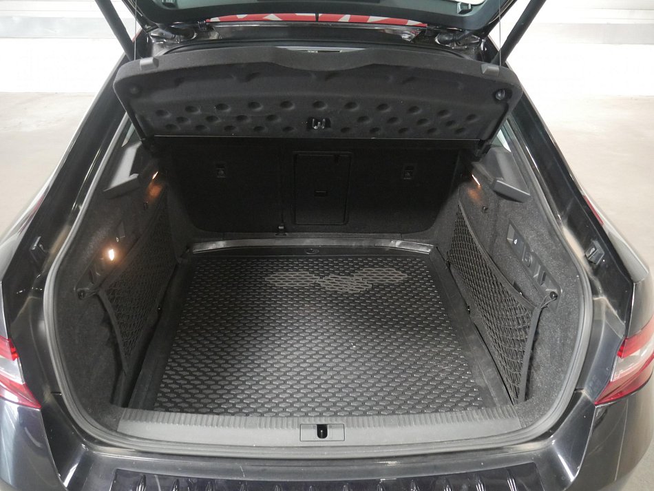 Škoda Superb III 2.0 TDi Style