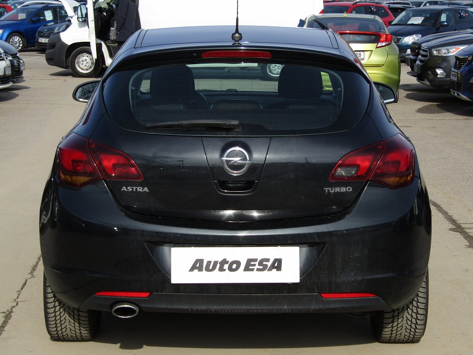 Opel Astra 1.4T 