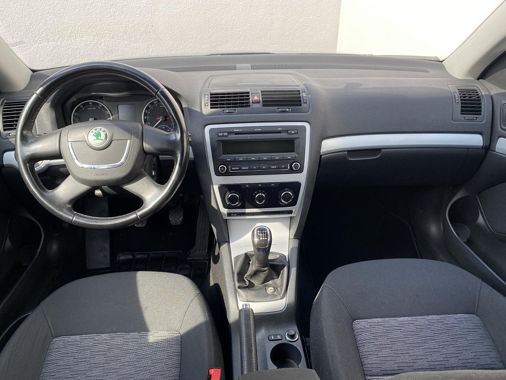 Škoda Octavia II 1.4 TSi Ambiente