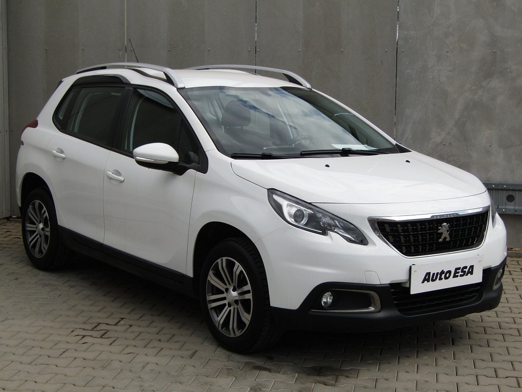 Peugeot 2008 1.2 PT 