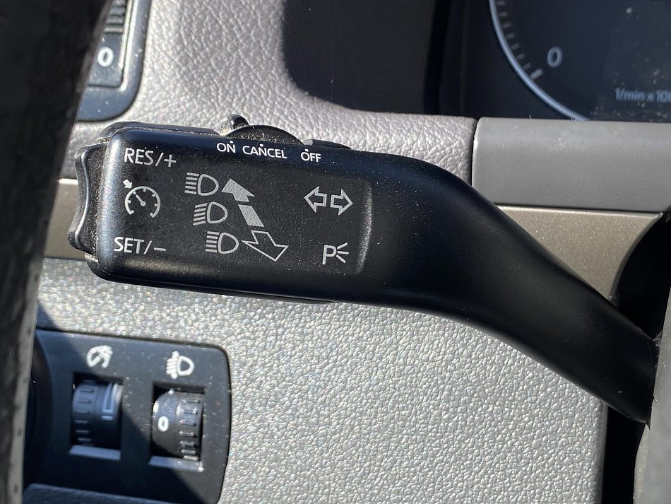 Volkswagen Touran 2.0 TDi CROSS