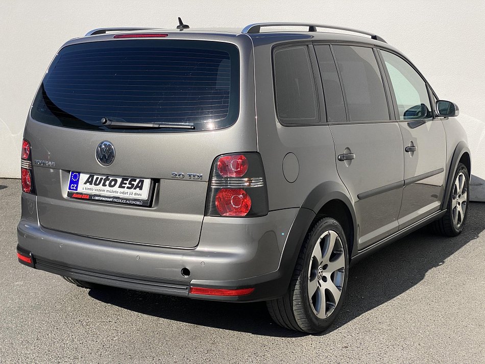 Volkswagen Touran 2.0 TDi CROSS