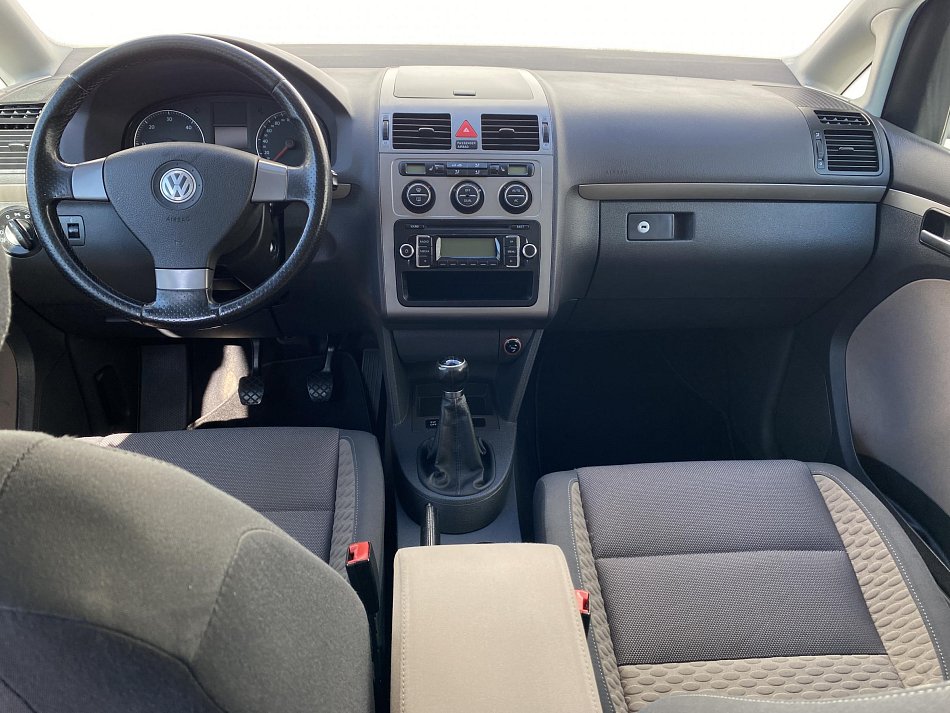 Volkswagen Touran 2.0 TDi CROSS