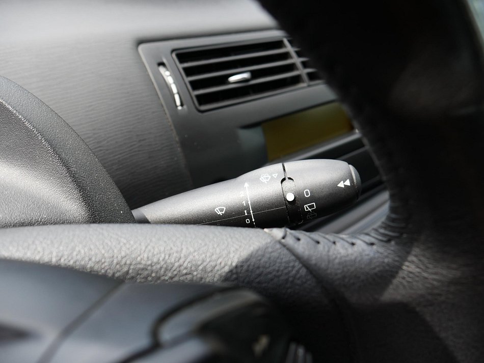 Citroën C4 1.6 i 