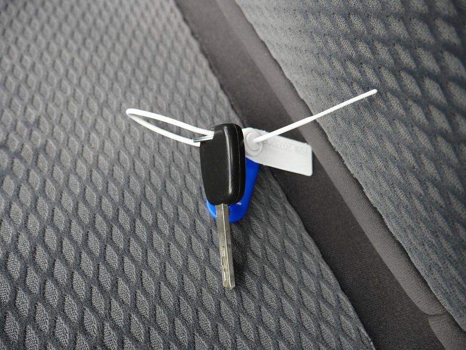 Citroën C4 1.6 i 